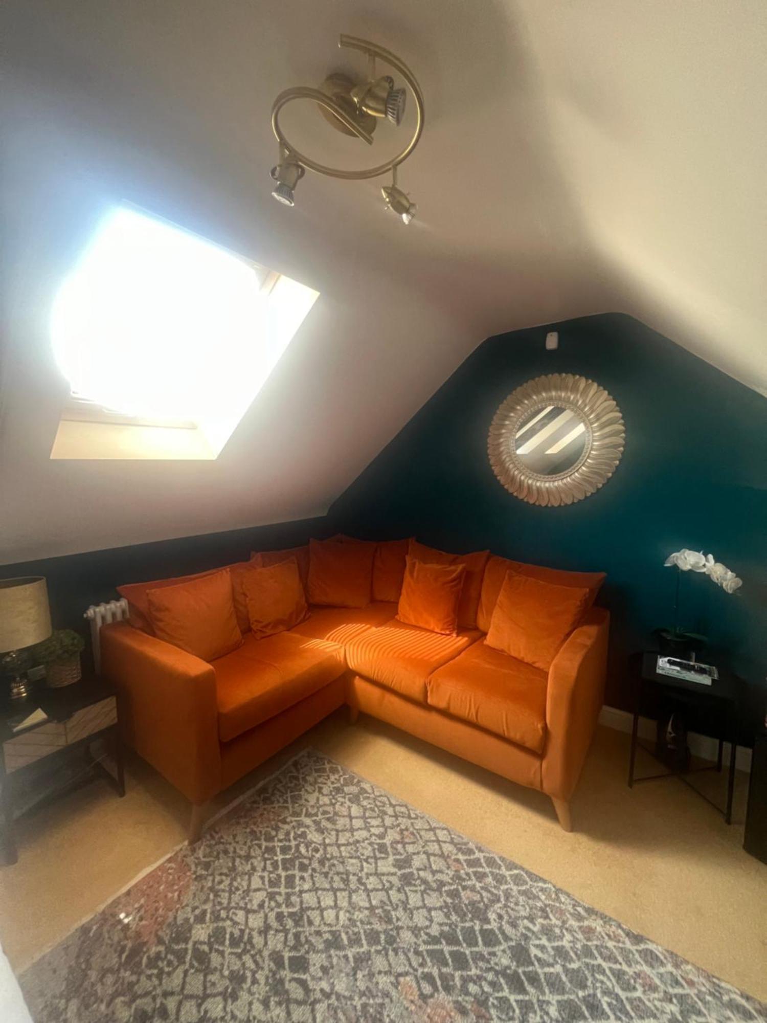 Boutique Shrewsbury Suites Екстериор снимка